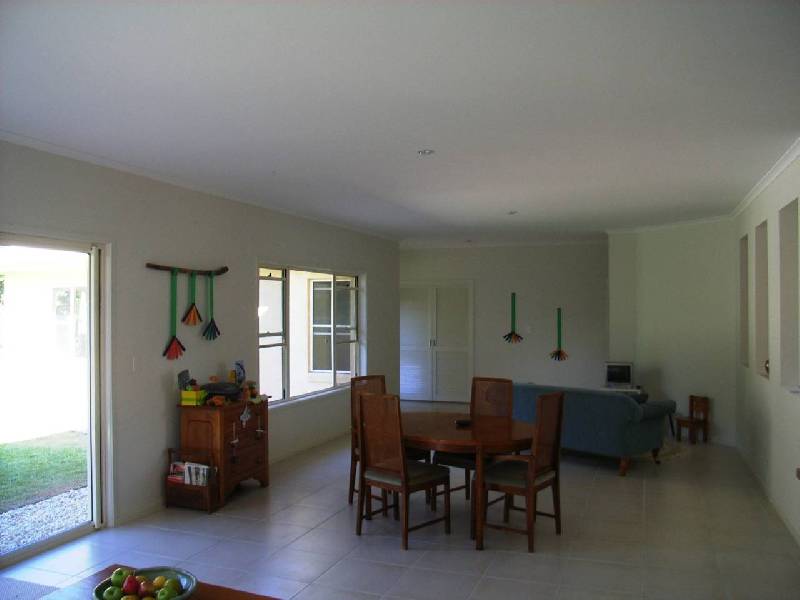 6 Mia Court, Ocean Shores NSW 2483