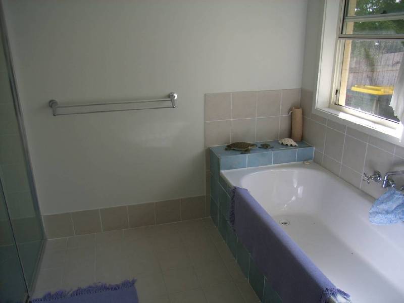 6 Mia Court, Ocean Shores NSW 2483