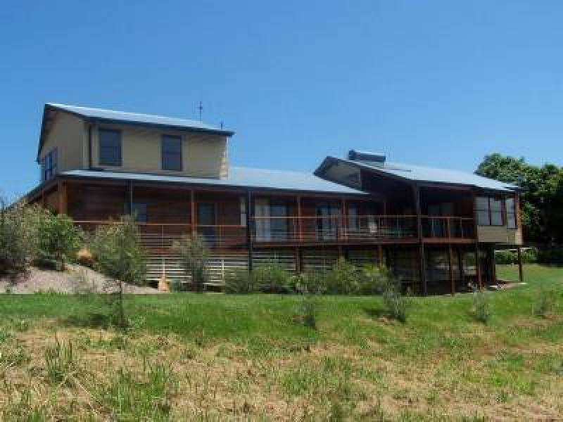 1 Narooma Drive, Ocean Shores NSW 2483