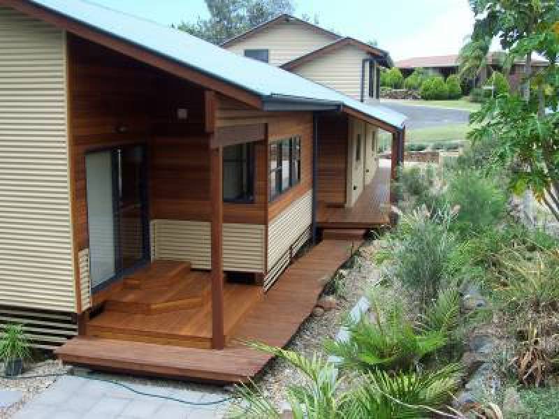 1 Narooma Drive, Ocean Shores NSW 2483