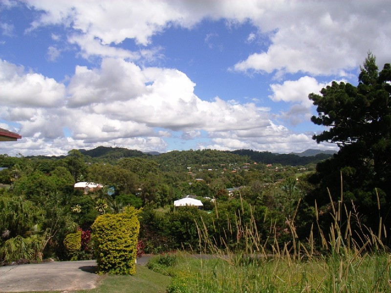 10 Narooma Drive, Ocean Shores NSW 2483