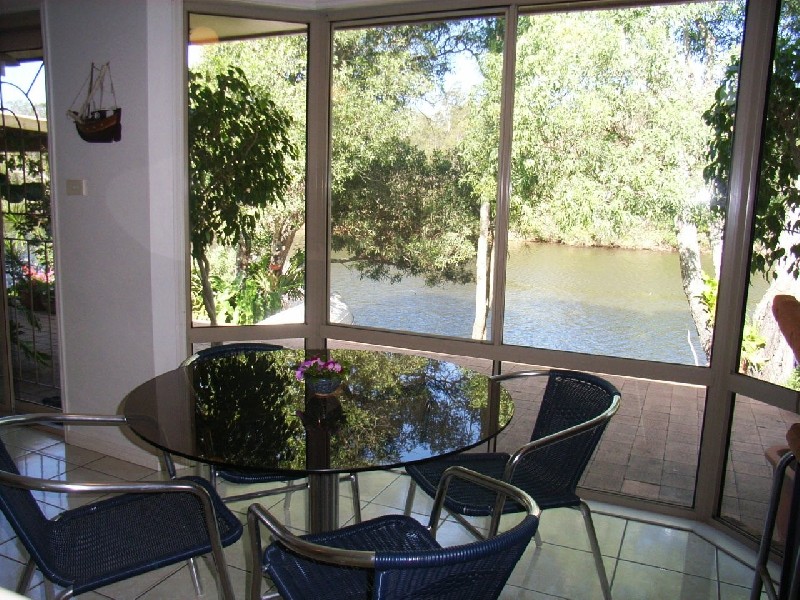 20 Natan Court, Ocean Shores NSW 2483