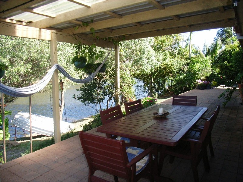 20 Natan Court, Ocean Shores NSW 2483