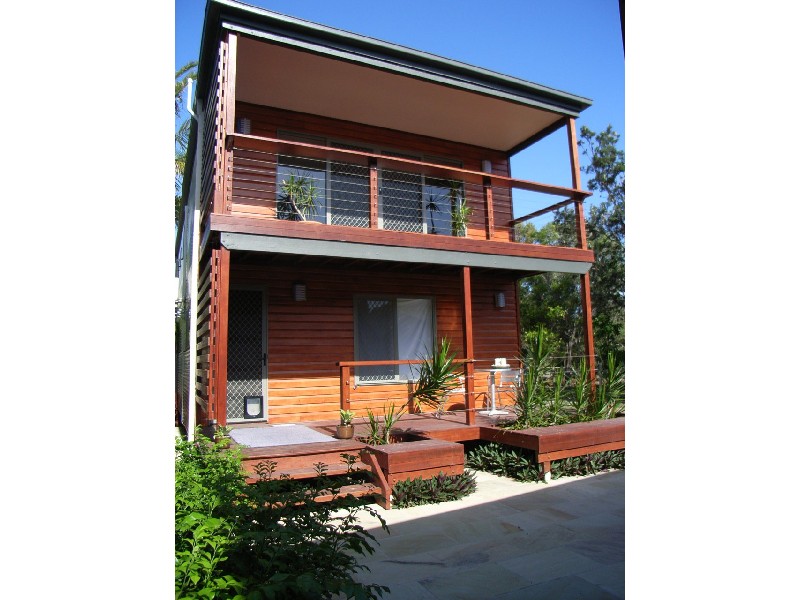 9 Pacific Esplanade, South Golden Beach NSW 2483