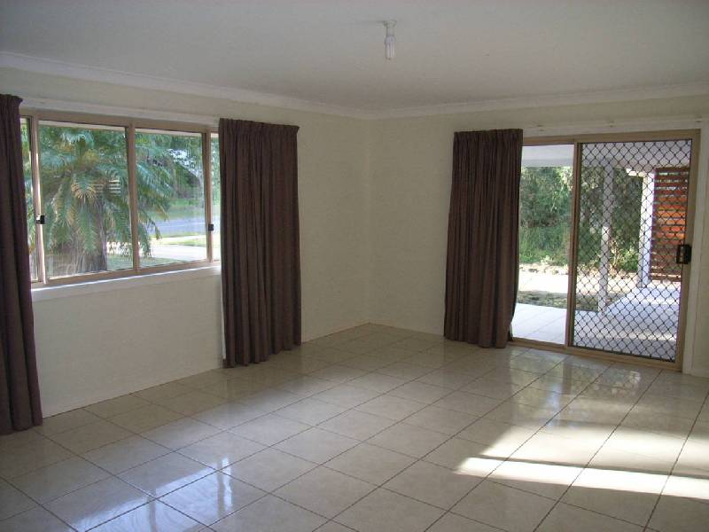 30 Rajah Road, Ocean Shores NSW 2483