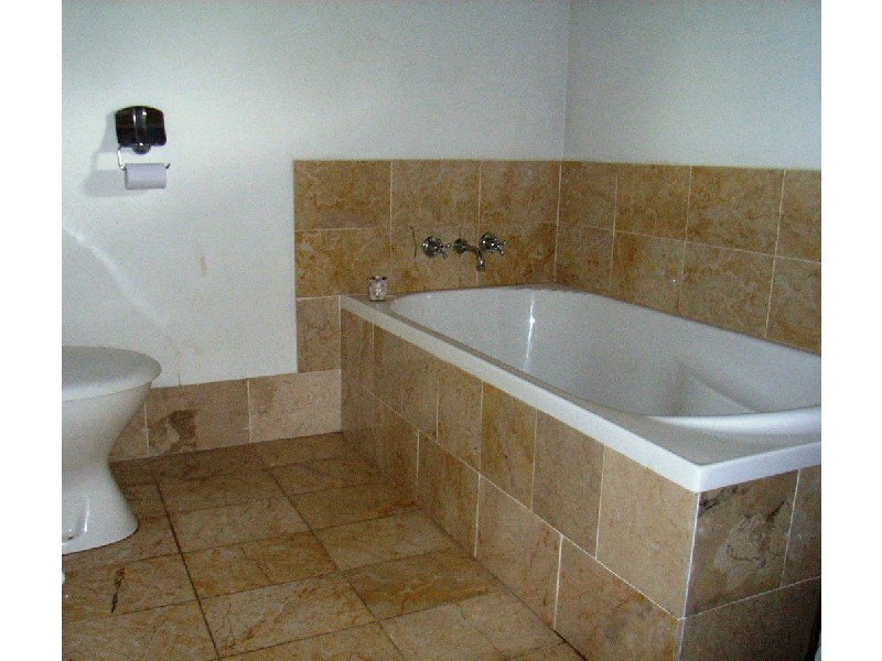 77 Rajah Road, Ocean Shores NSW 2483