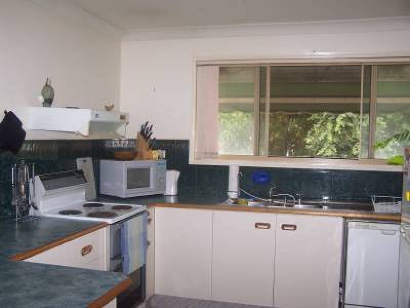 31 Rajah Road, Ocean Shores NSW 2483