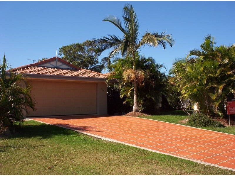 151 Shara Blvd, Ocean Shores NSW 2483