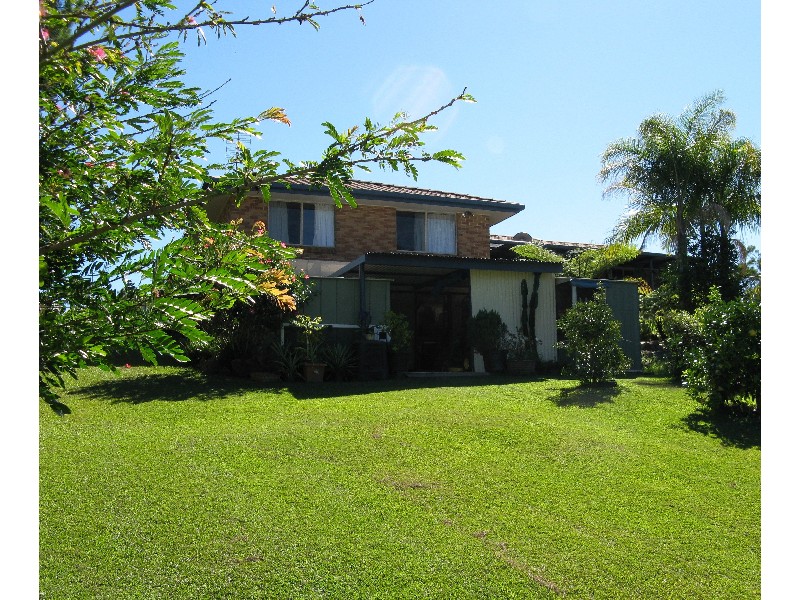 9 Tathra Glen, Ocean Shores NSW 2483