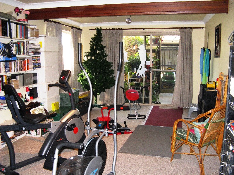 9 Tathra Glen, Ocean Shores NSW 2483