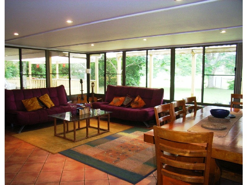 12 Terrara Court, Ocean Shores NSW 2483