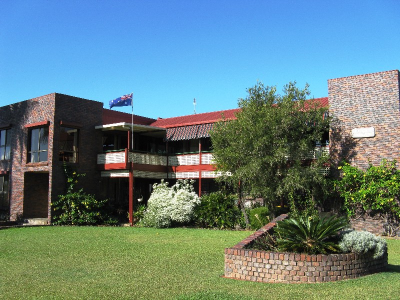 34 Warrambool Road, Ocean Shores NSW 2483