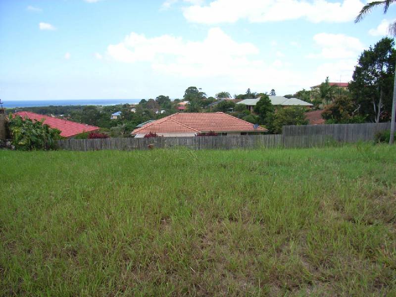 40 Warrambool Road, Ocean Shores NSW 2483