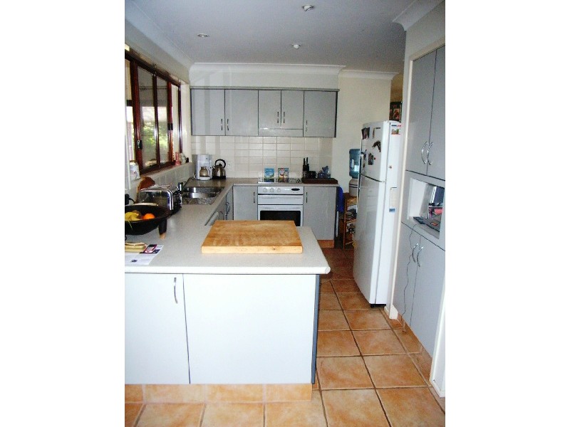 2 Woggoon Terrace, Ocean Shores NSW 2483