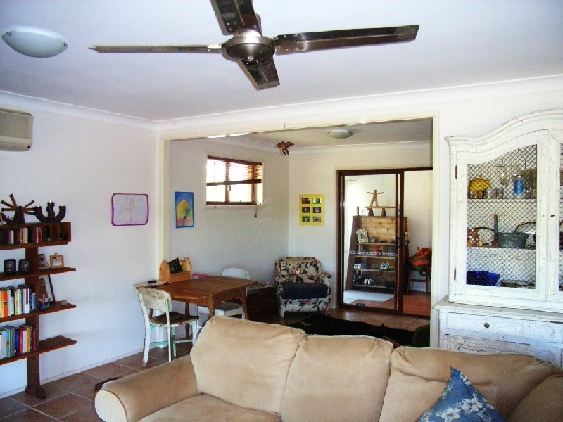 2 Woggoon Terrace, Ocean Shores NSW 2483