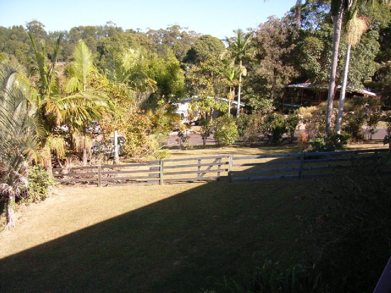 2 Woggoon Terrace, Ocean Shores NSW 2483