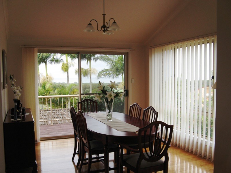 24 Yallakool Drive, Ocean Shores NSW 2483