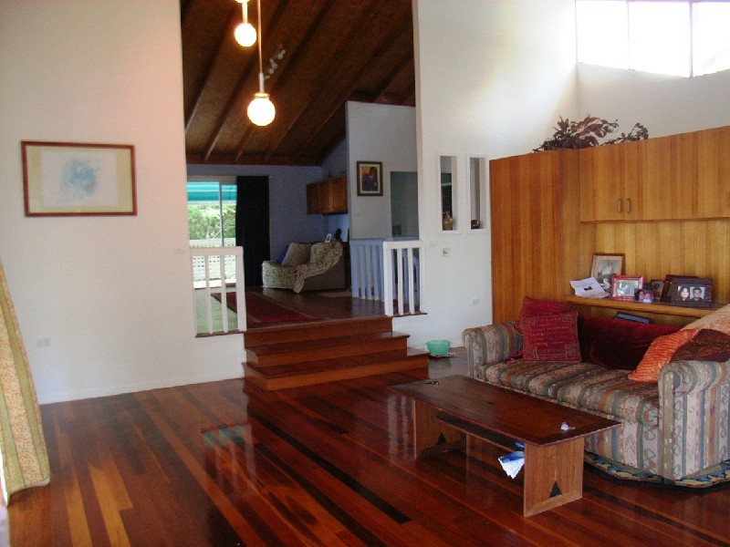 9 Yengarie Way, Ocean Shores NSW 2483