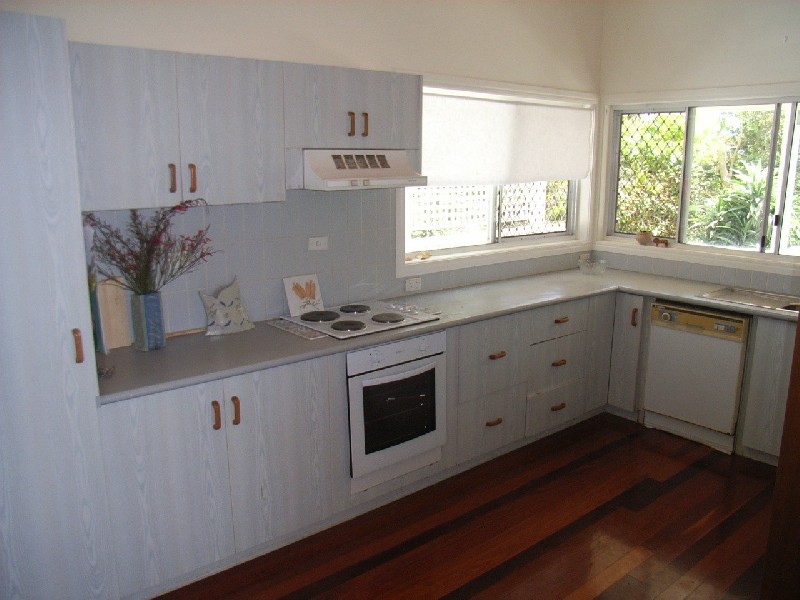 9 Yengarie Way, Ocean Shores NSW 2483