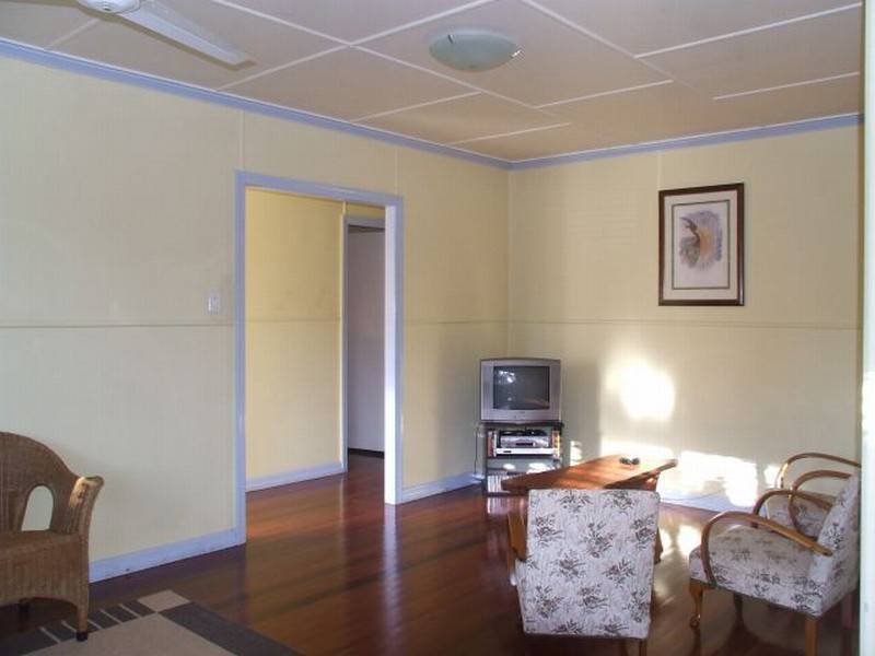 7 Ormuz Road, Yeronga QLD 4104