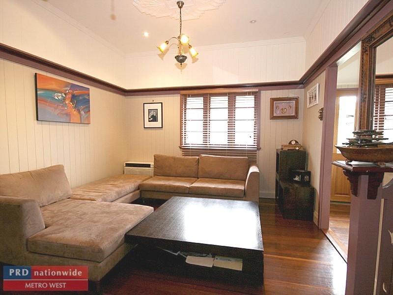 10 Stack Street, Red Hill QLD 4059