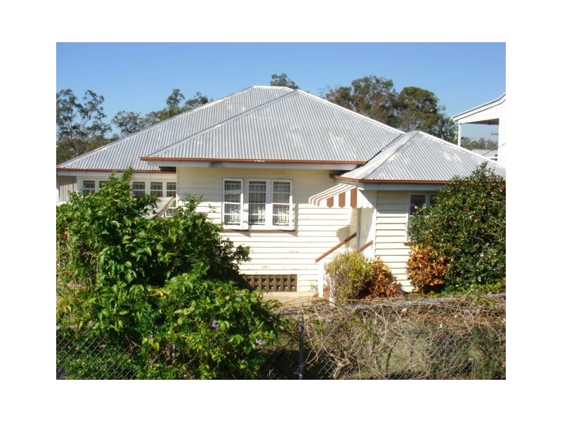11 Lilley Road, Bardon QLD 4065
