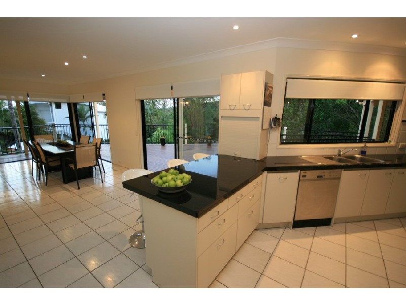 16 Glasgow Street, Ashgrove QLD 4060