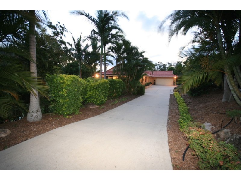 16 Glasgow Street, Ashgrove QLD 4060