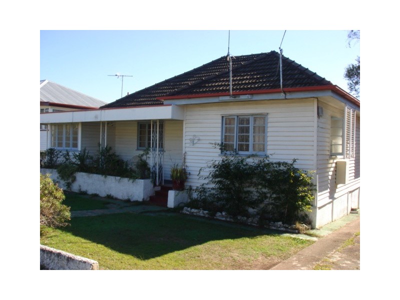 38 Edinburgh Castle Rd, Kedron QLD 4031