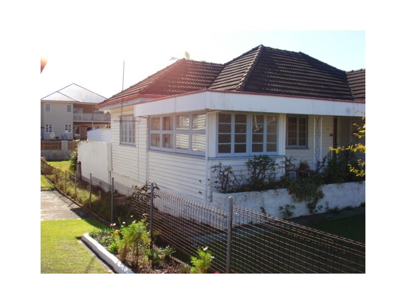 38 Edinburgh Castle Rd, Kedron QLD 4031