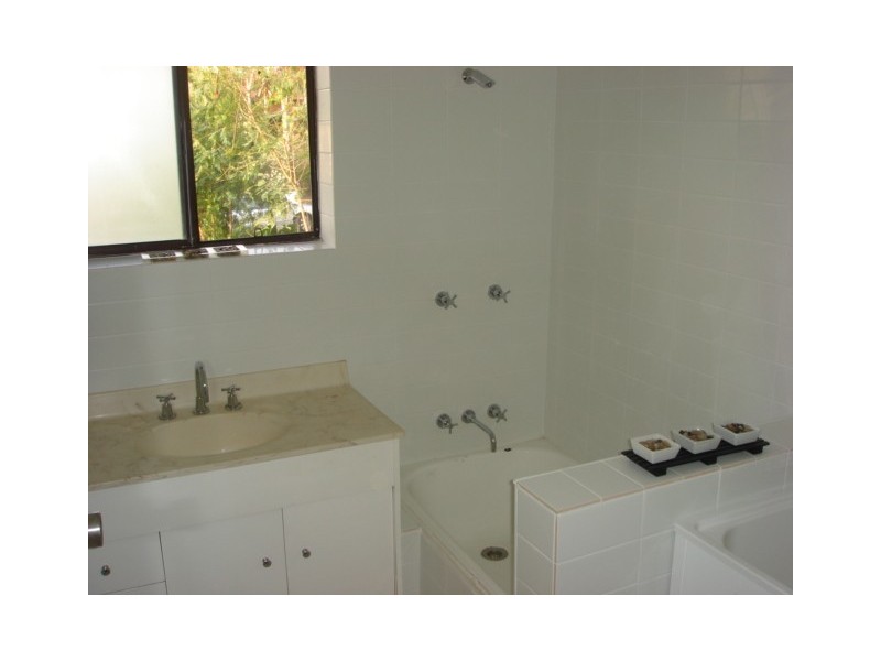 4/25 Enoggera Tce, Red Hill QLD 4059