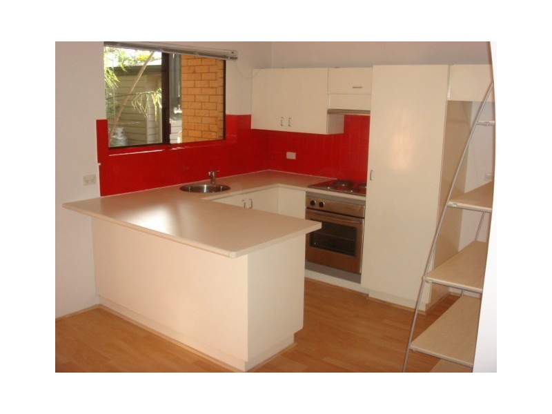 4/25 Enoggera Tce, Red Hill QLD 4059