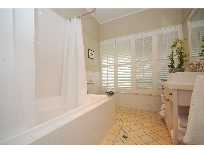 103 Rockbourne Tce, Paddington QLD 4064