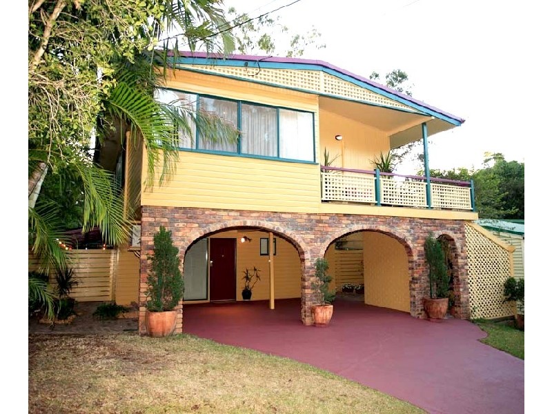 18 Barkala St, The Gap QLD 4061