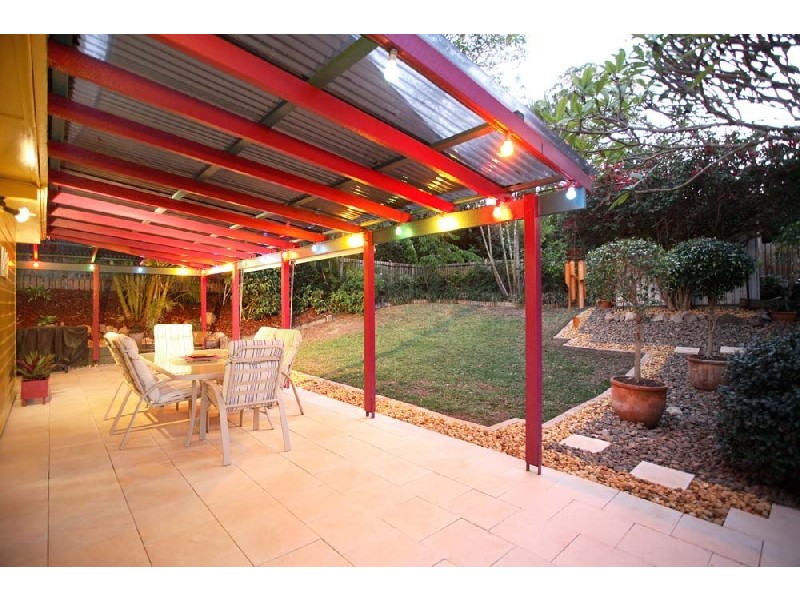 18 Barkala St, The Gap QLD 4061