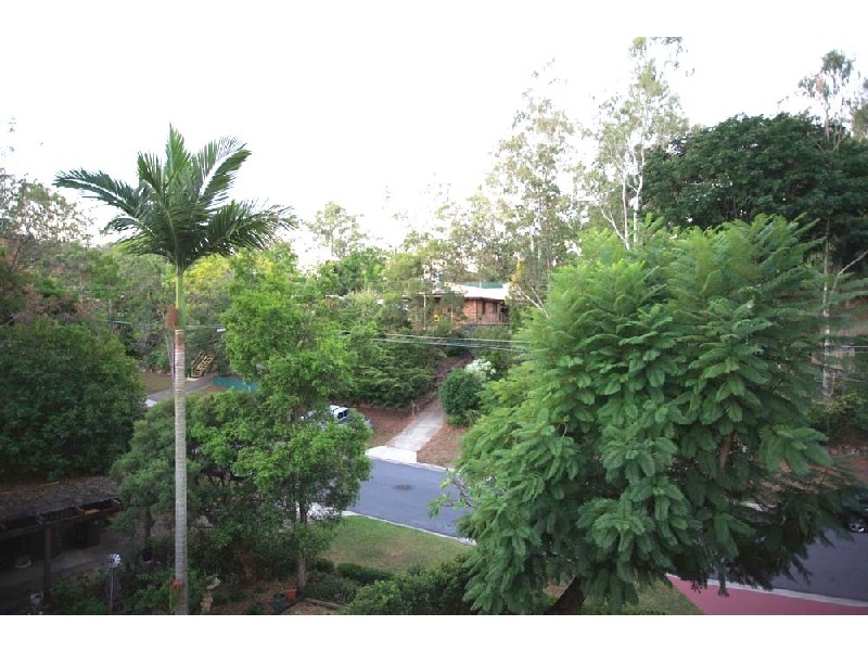 18 Barkala St, The Gap QLD 4061