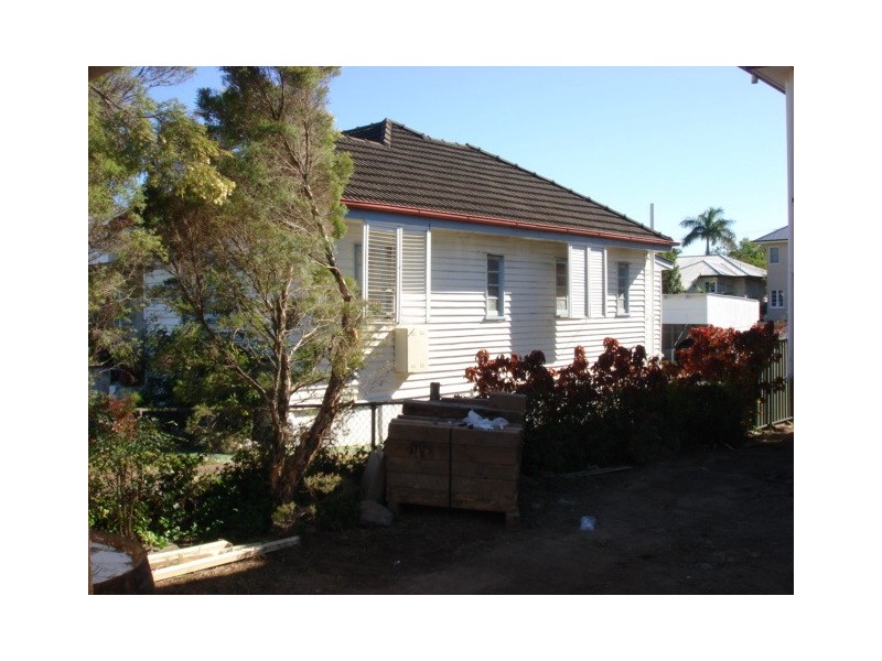 38 Edinburgh Castle Rd, Kedron QLD 4031