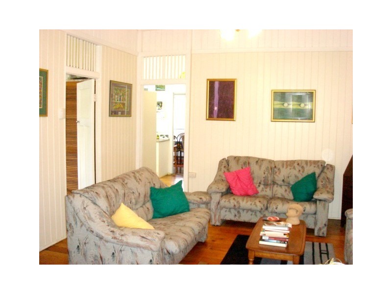 50  Exeter St, Ashgrove QLD 4060