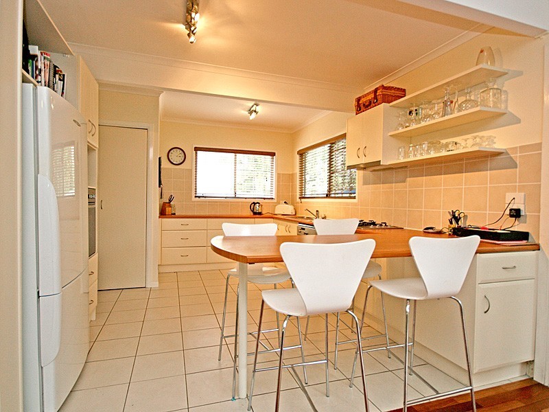 26 Banool St, Ashgrove QLD 4060