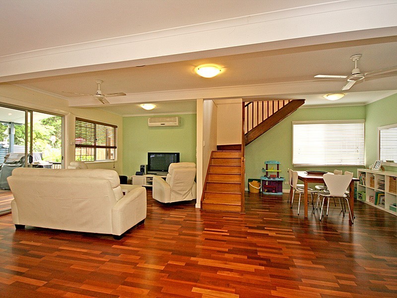 26 Banool St, Ashgrove QLD 4060