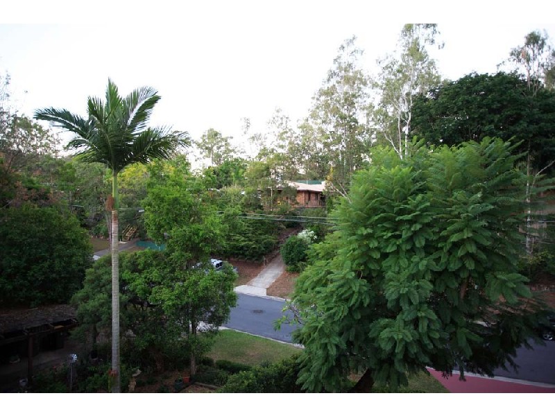 18 Barkala St, The Gap QLD 4061