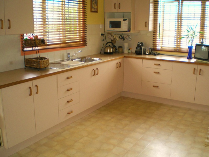 129 Logan St, Eagleby QLD 4207