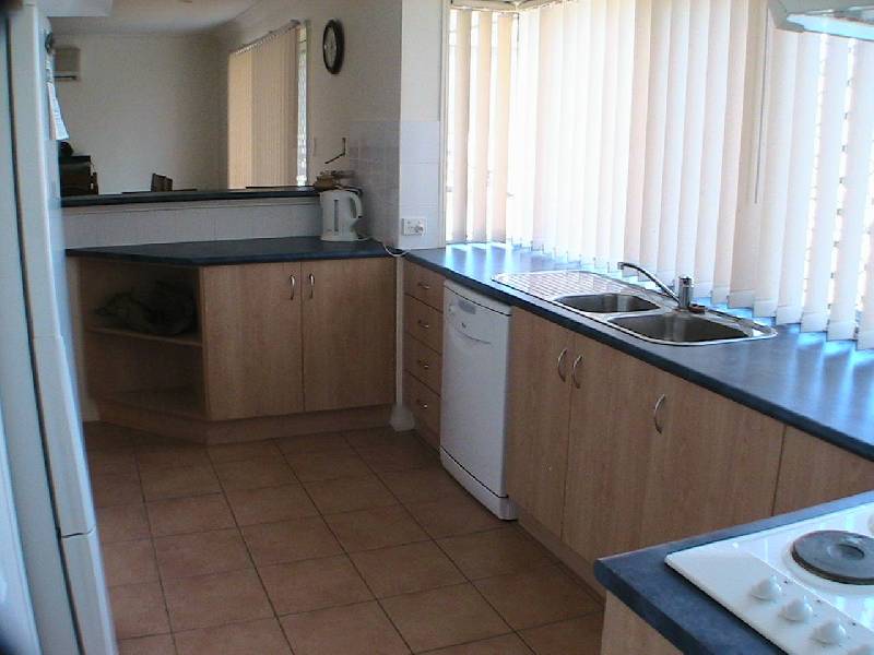 17 Waterline Cres, Waterford QLD 4133