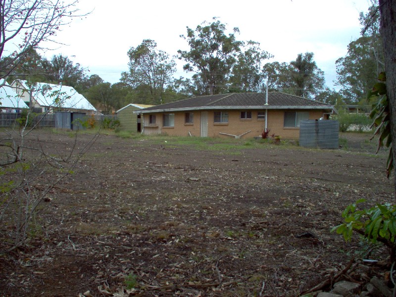 32 – 34 Ariel Ave, Kingston QLD 4114