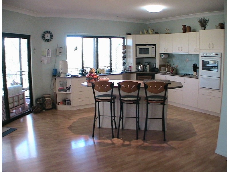 Edens Landing QLD 4207