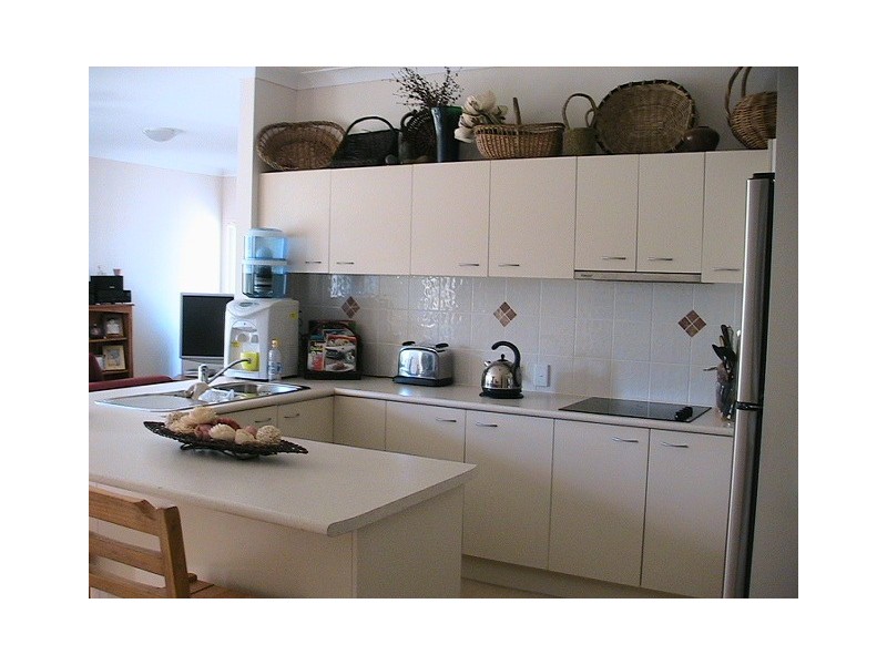 24 Holliday Drive, Edens Landing QLD 4207