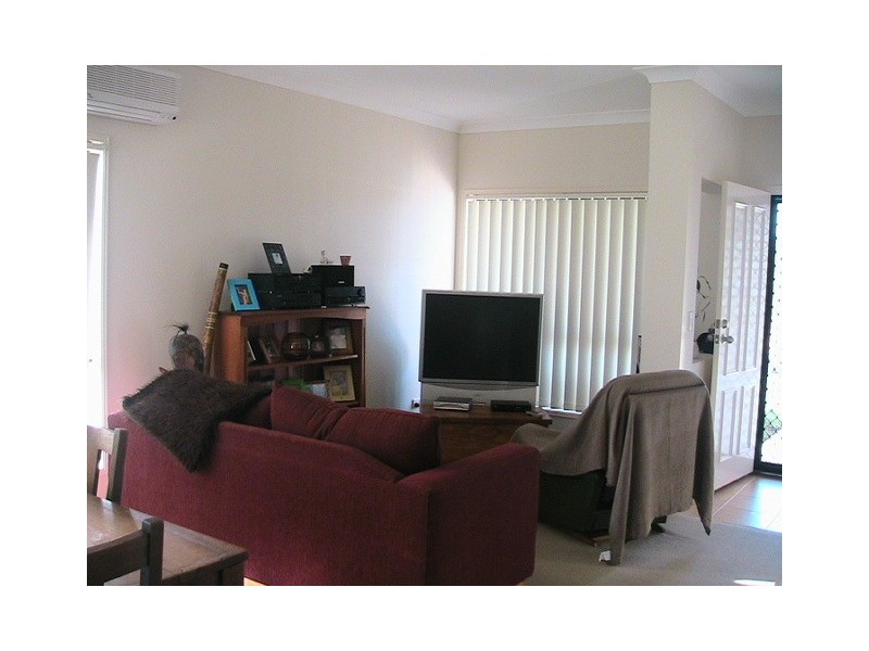 24 Holliday Drive, Edens Landing QLD 4207