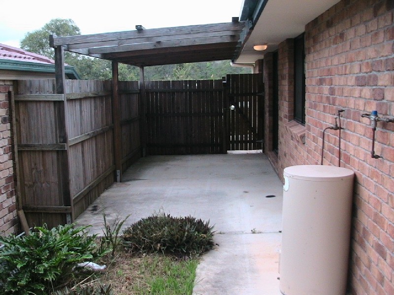 Edens Landing QLD 4207