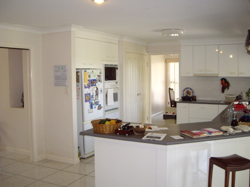 Yatala QLD 4207