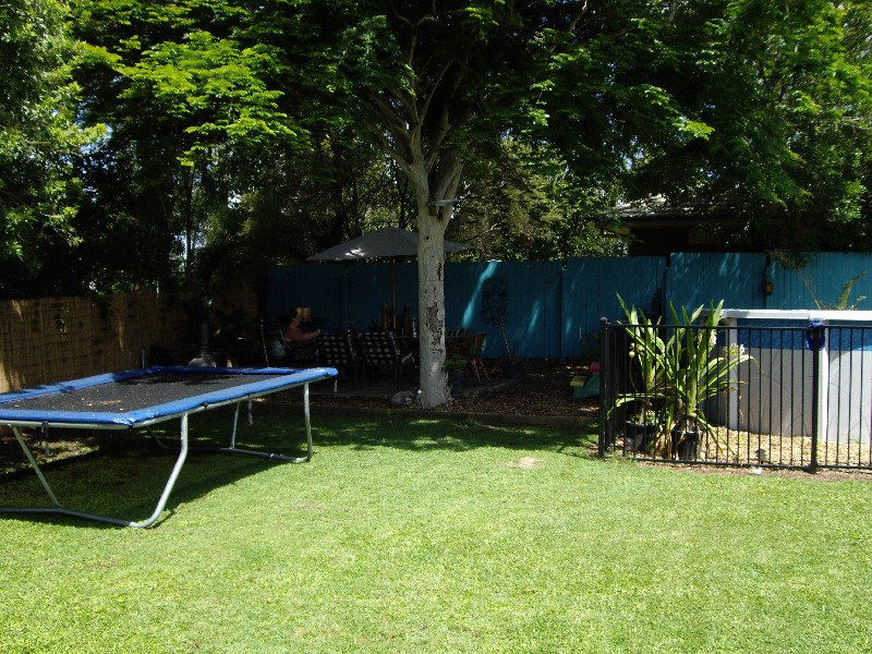 5 Dampier Avenue, Eagleby QLD 4207